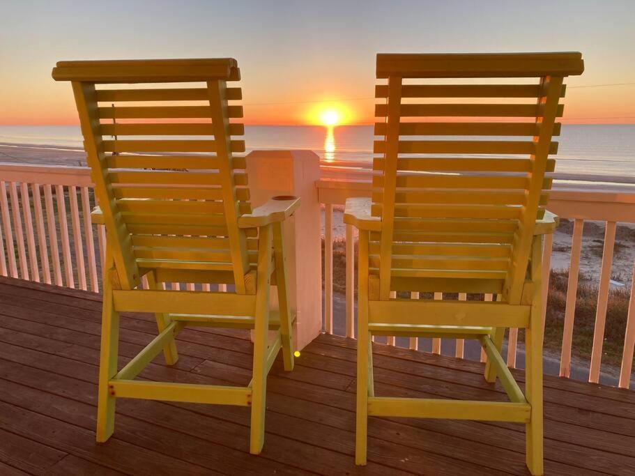 Beachfront*Spectacular View*4 Bd*Sleeps 14 Villa Bolivar Peninsula Bagian luar foto