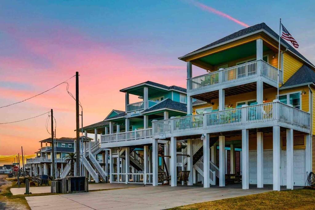 Beachfront*Spectacular View*4 Bd*Sleeps 14 Villa Bolivar Peninsula Bagian luar foto